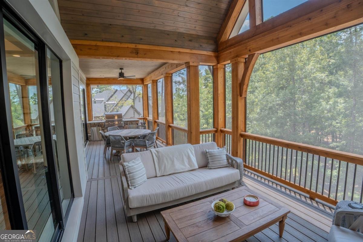 1021 Cavalier Cove Greensboro - 19