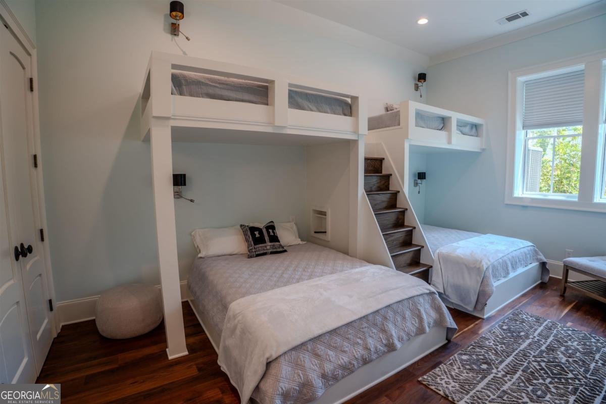 1021 Cavalier Cove Greensboro - 41