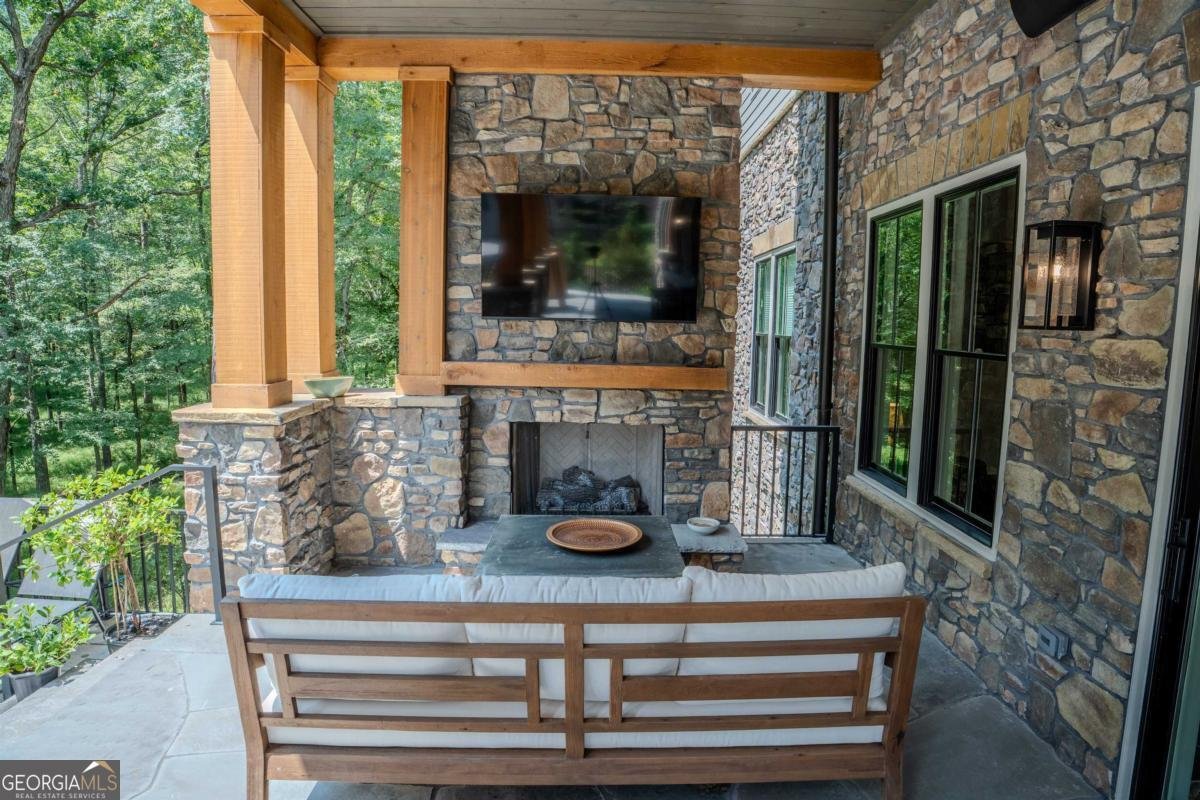 1021 Cavalier Cove Greensboro - 45