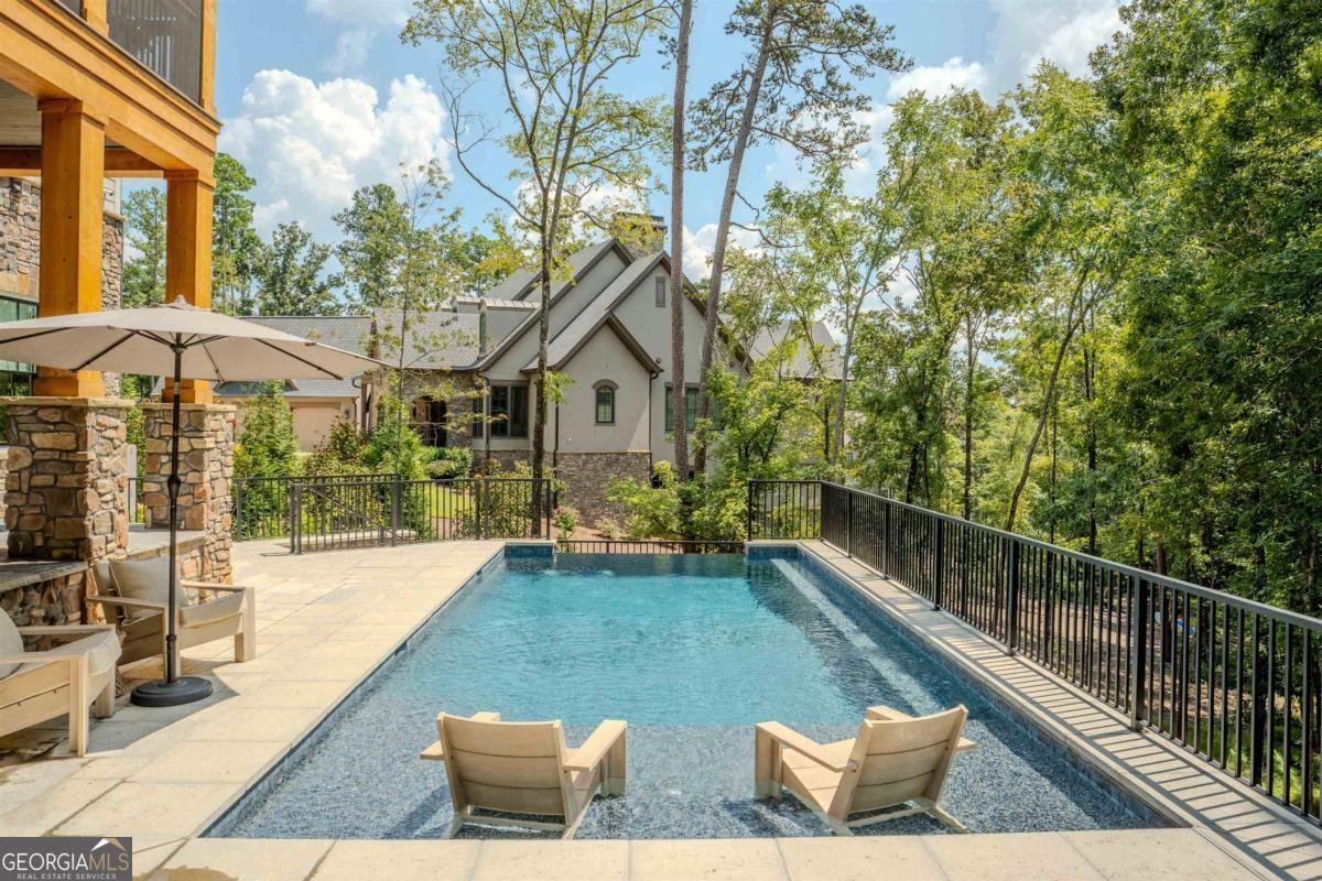 1021 Cavalier Cove Greensboro - 46