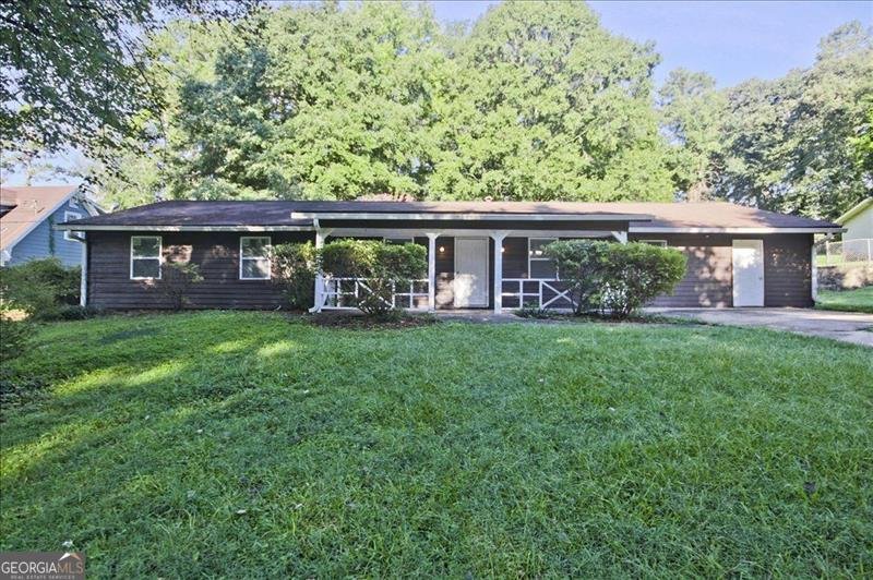 117 BELAIR Lane Stockbridge - 1