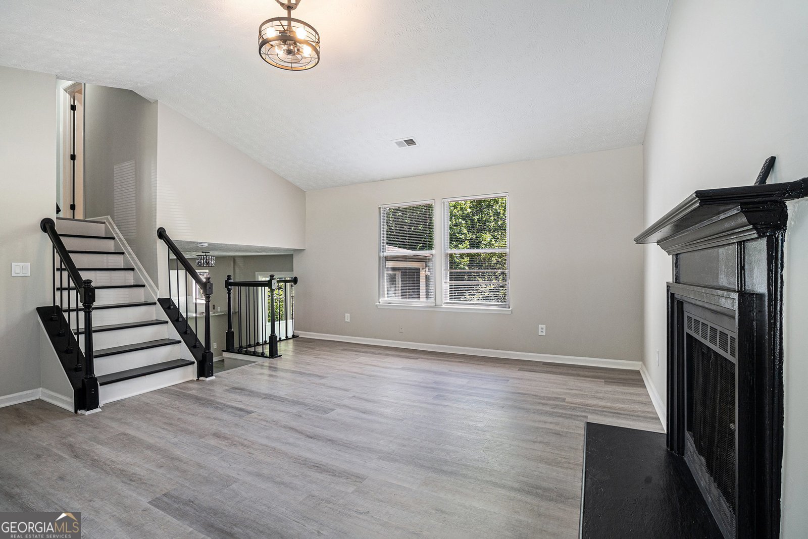 1703 Laurel Creek Circle Lithonia - 6