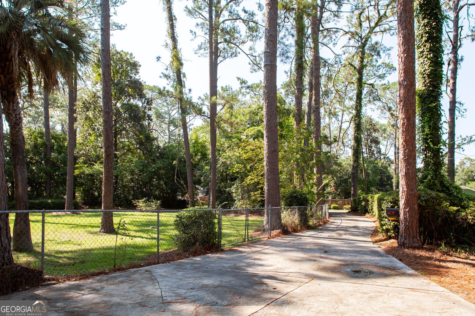 706 Cherokee Circle Waycross - 3