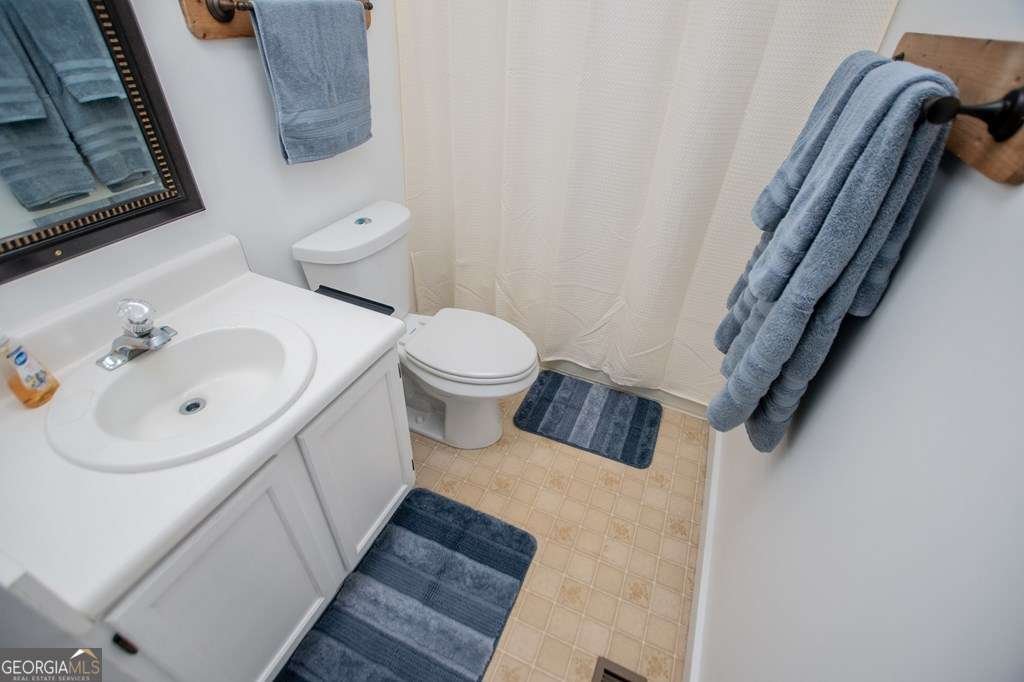 323 Newman Road Franklin - 16