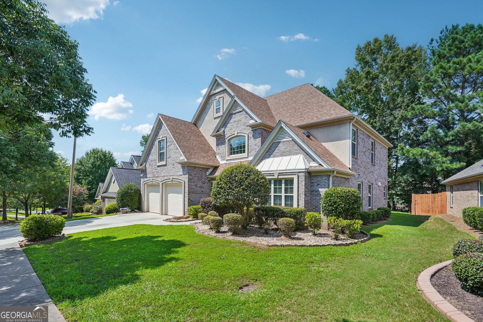 7981 GOSSAMER Drive Fairburn - 2