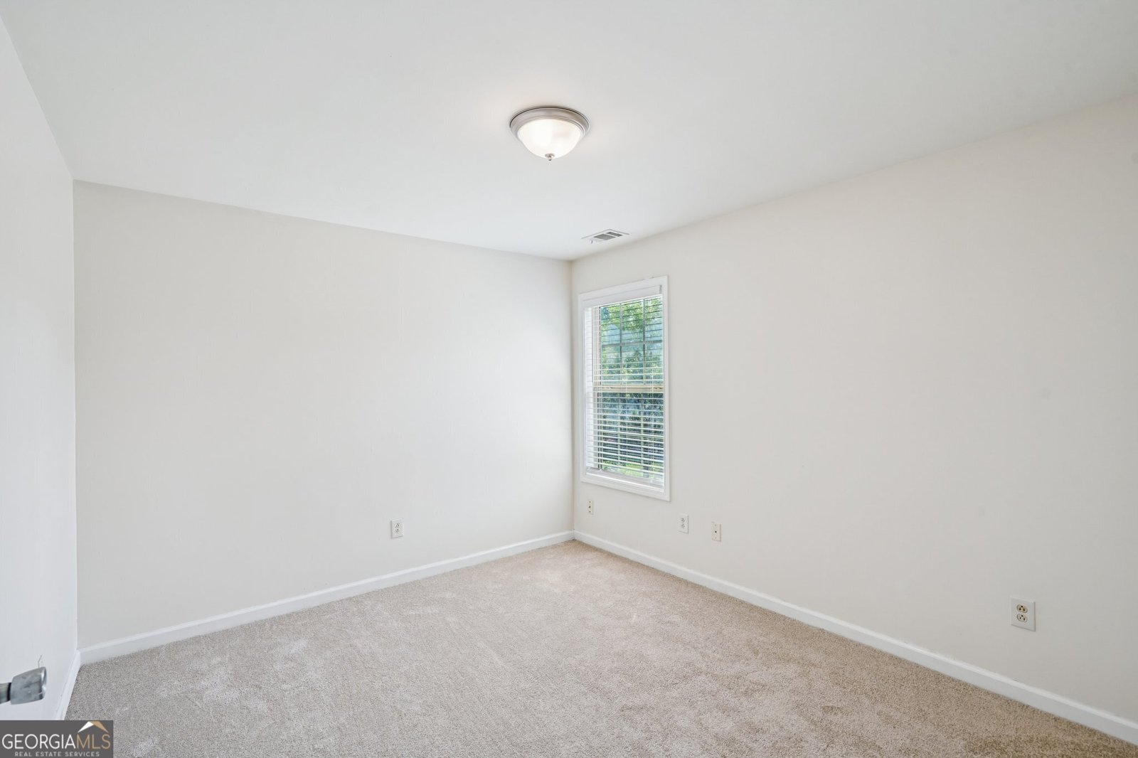7981 GOSSAMER Drive Fairburn - 23