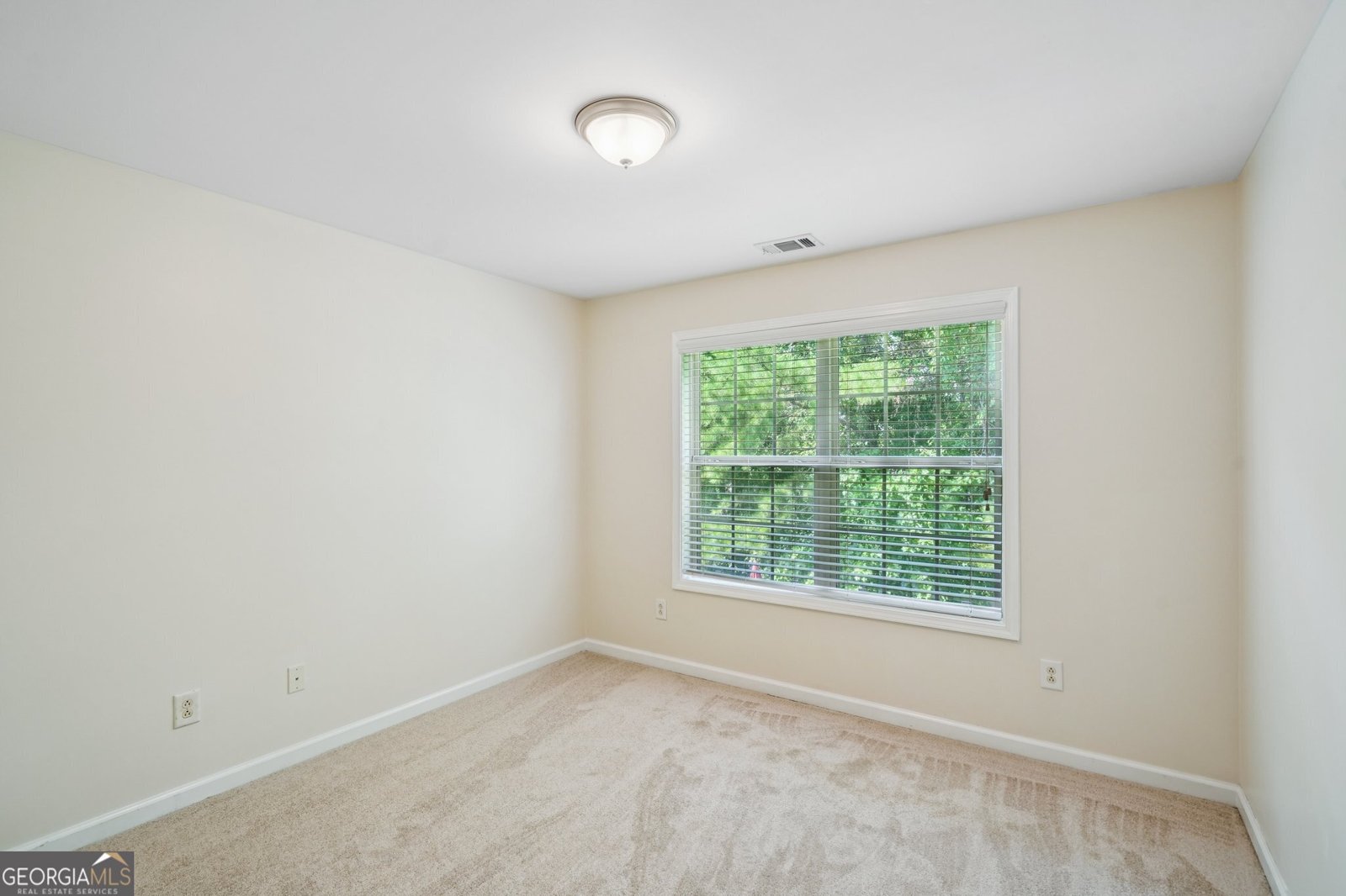 7981 GOSSAMER Drive Fairburn - 25