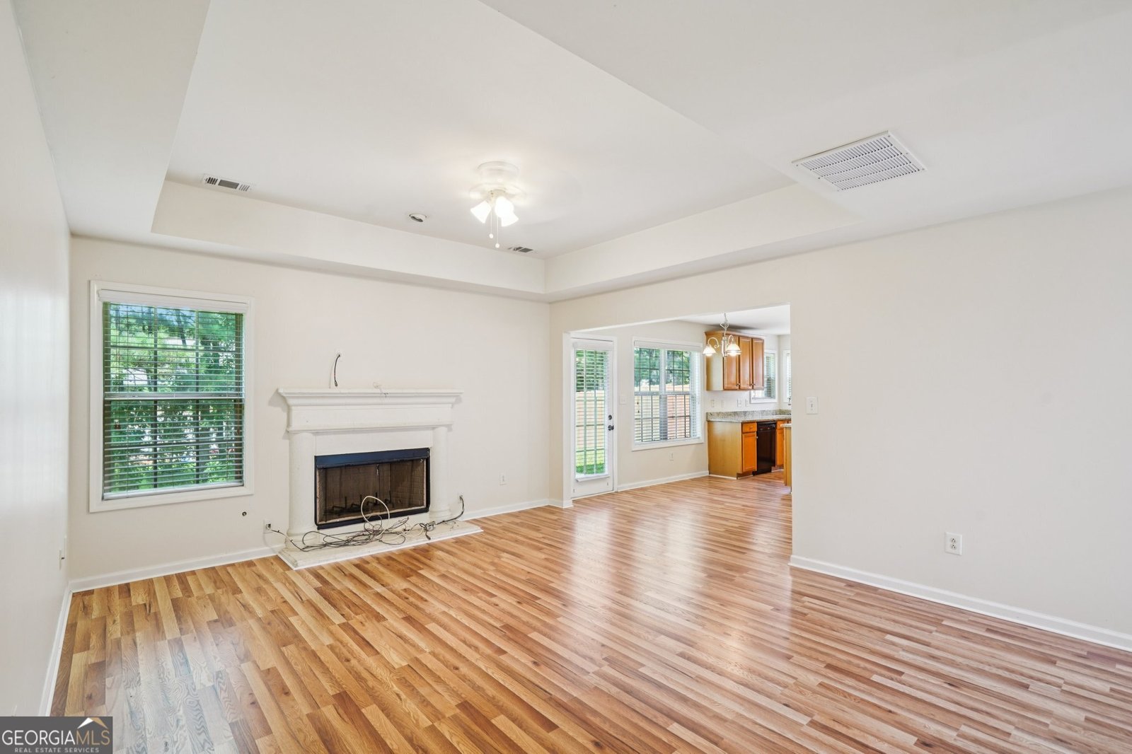 7981 GOSSAMER Drive Fairburn - 8