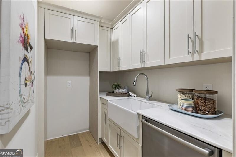 320 Shady Grove Lane Alpharetta - 28