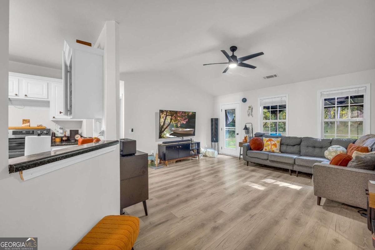 624 Red Fox Lane Auburn - 4