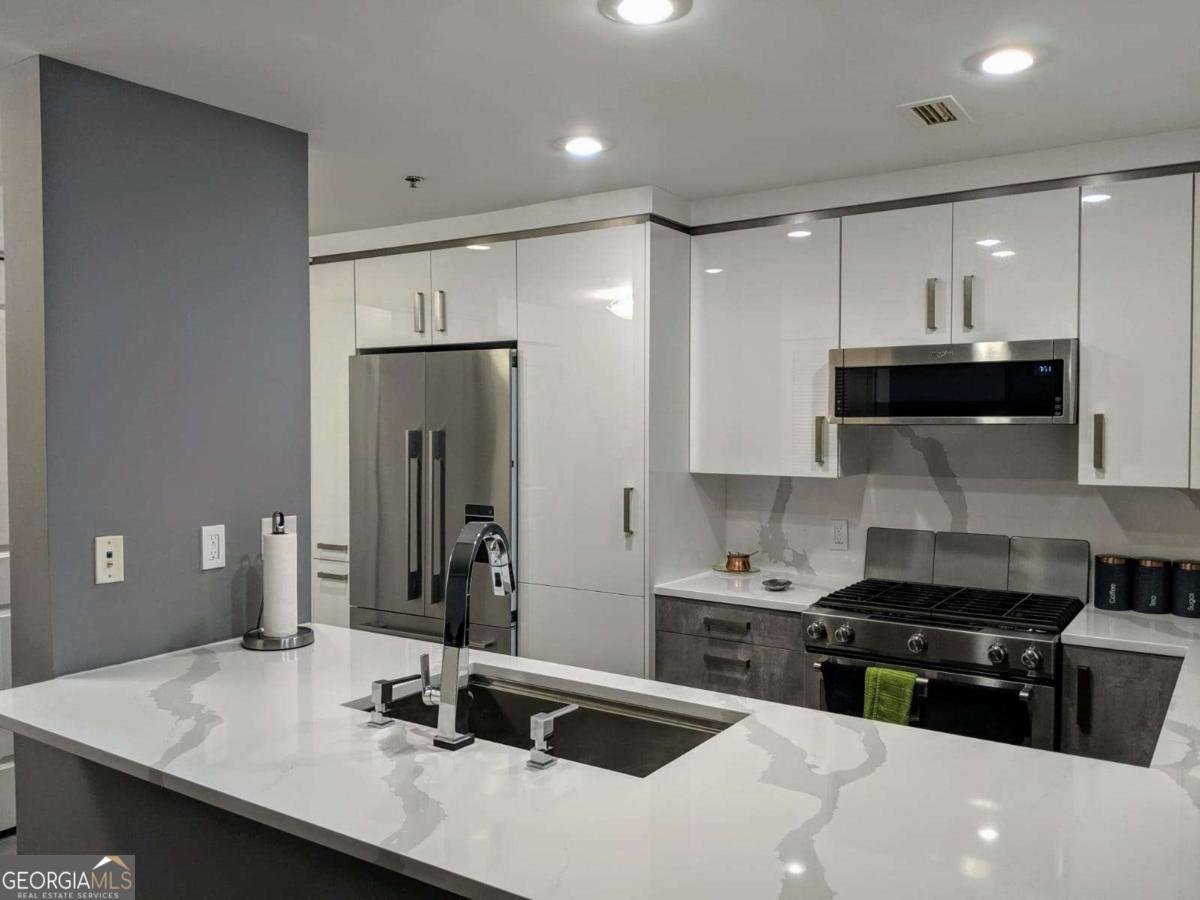 3338 Peachtree Road Atlanta - 5