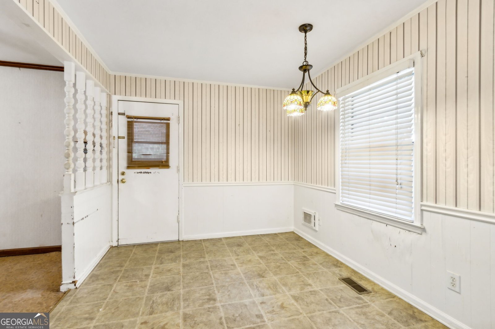1092 Owen Circle Sugar Hill - 11
