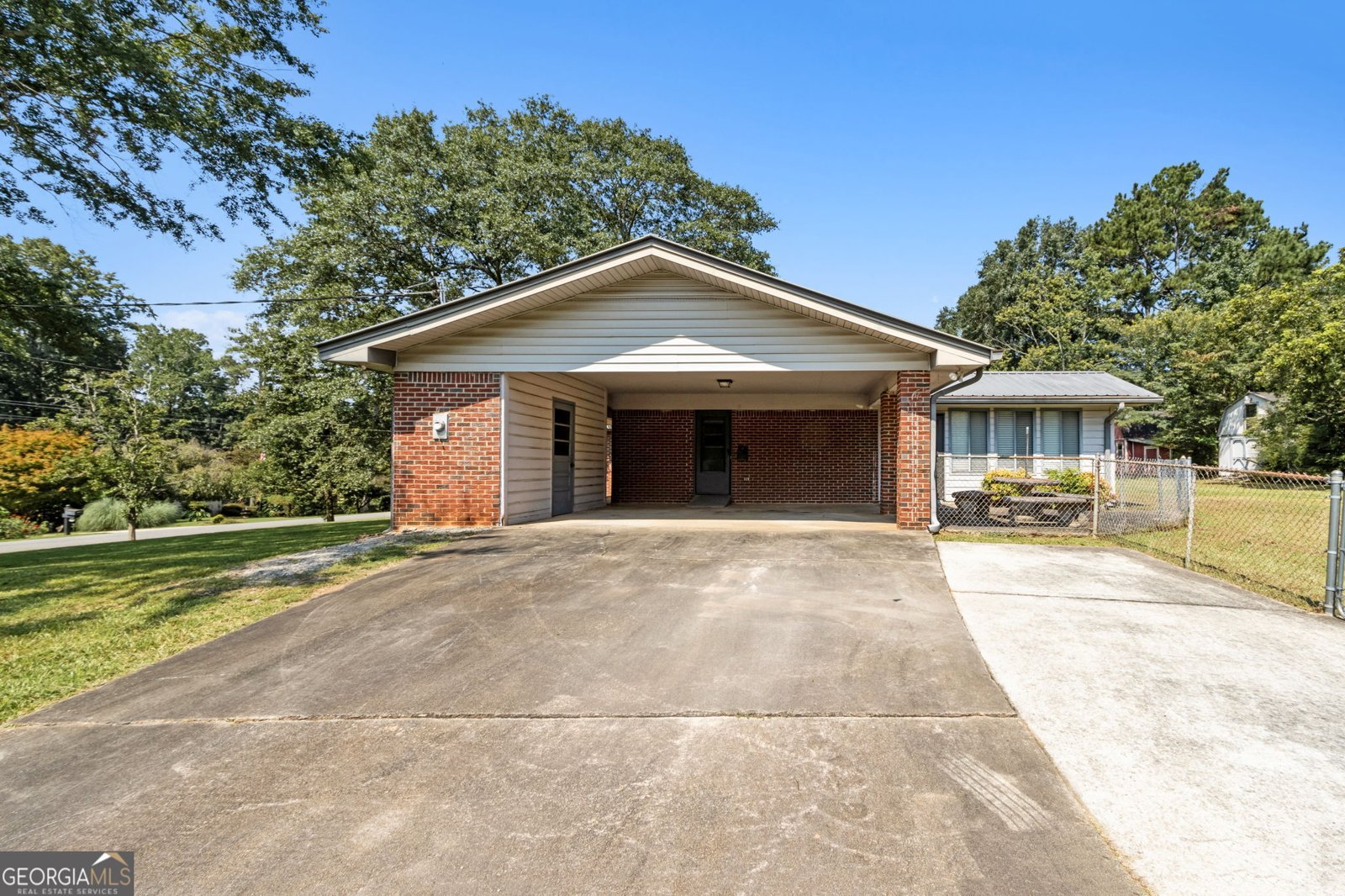 1092 Owen Circle Sugar Hill - 4