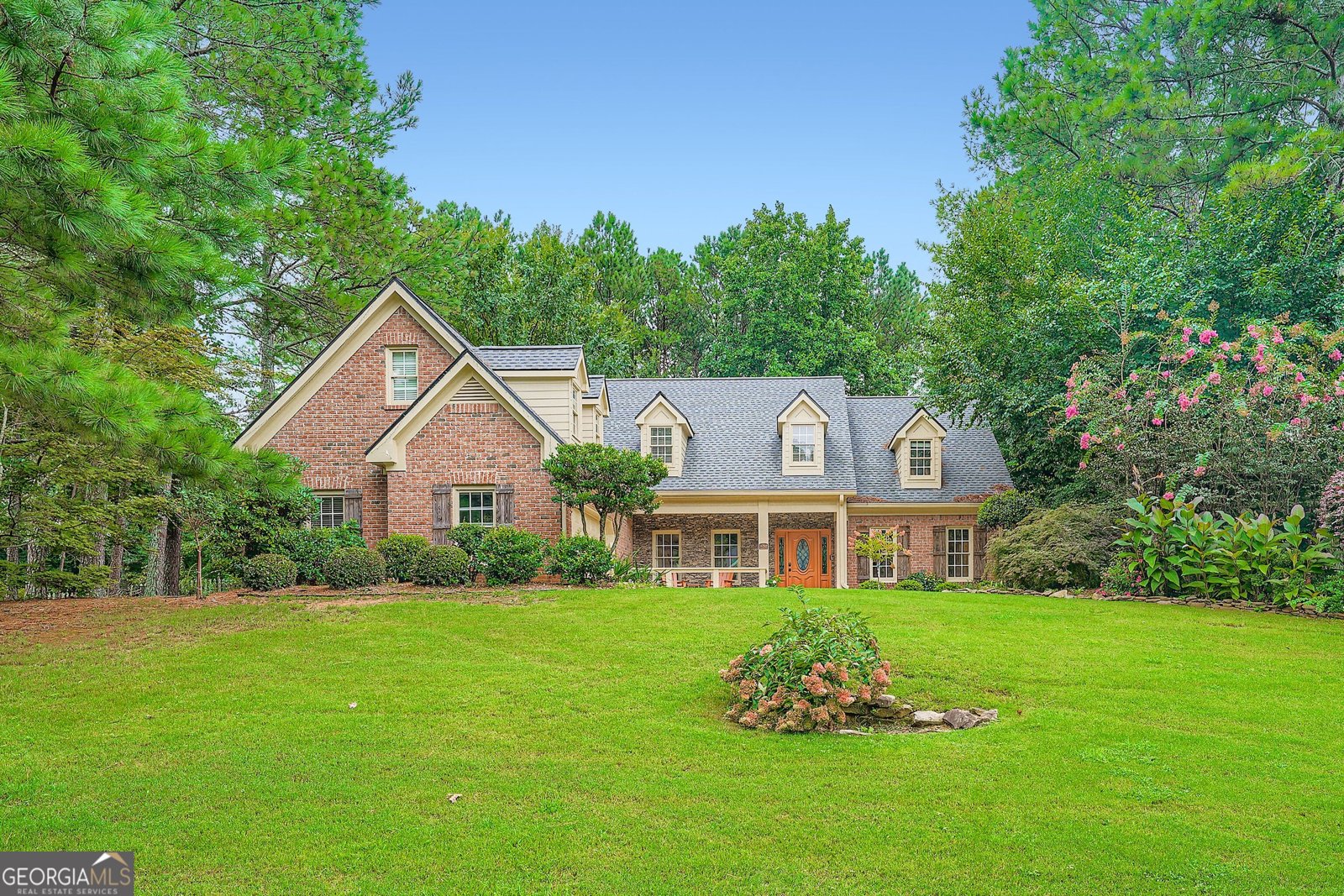 4750 Hamptons Drive Alpharetta - 1