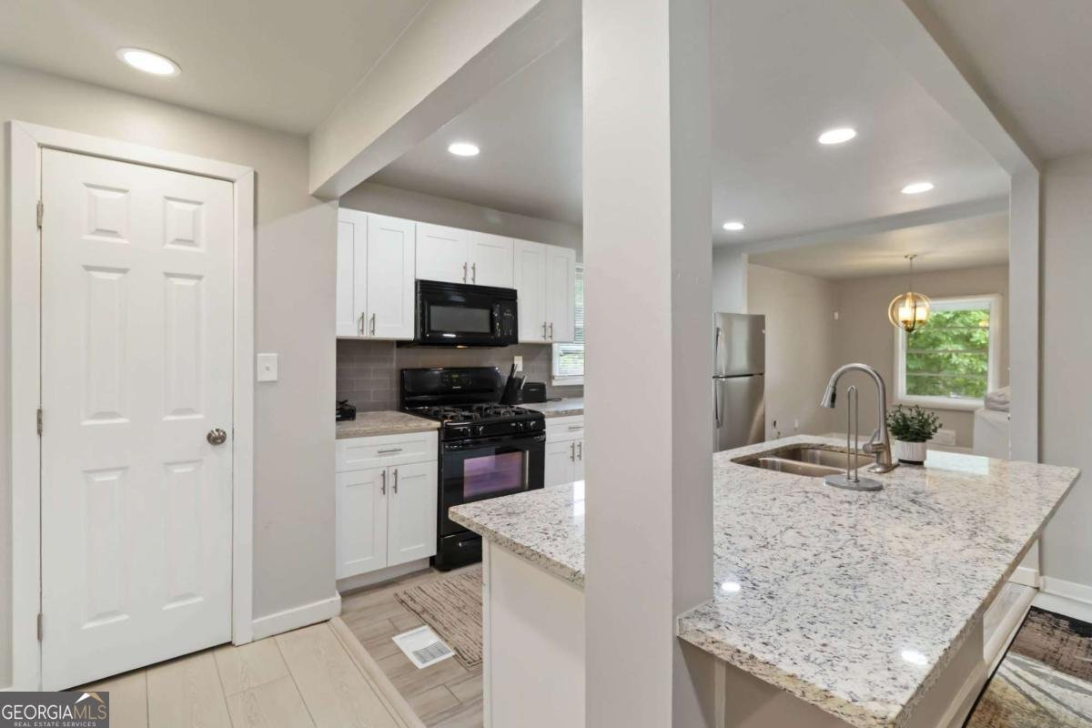 2699 Lincoln Court Atlanta - 12