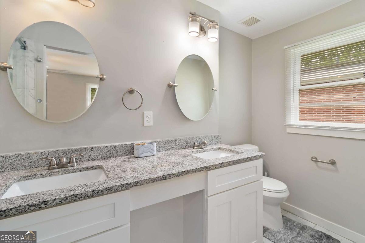 2699 Lincoln Court Atlanta - 24
