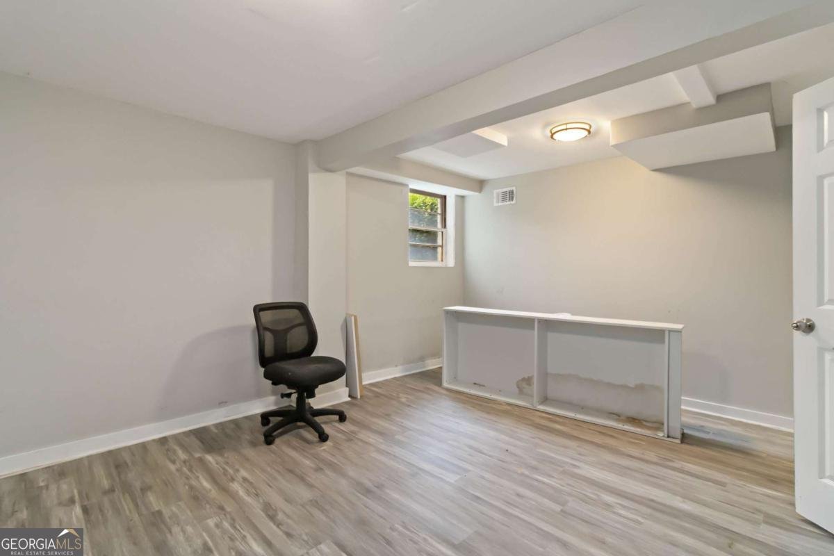 2699 Lincoln Court Atlanta - 27