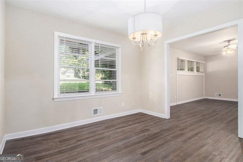 6215 DODGEN Mableton - 6
