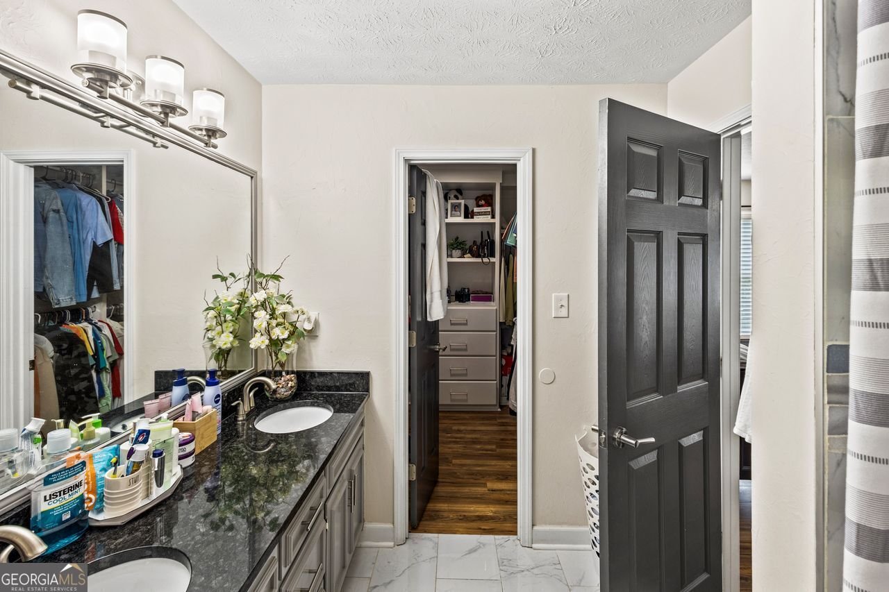 1384 SUNRISE Way Lawrenceville - 20