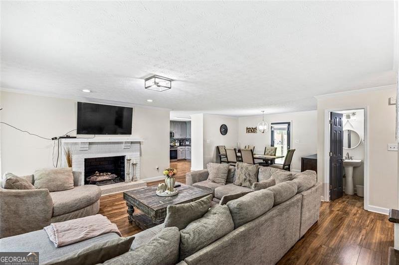 1384 SUNRISE Way Lawrenceville - 4