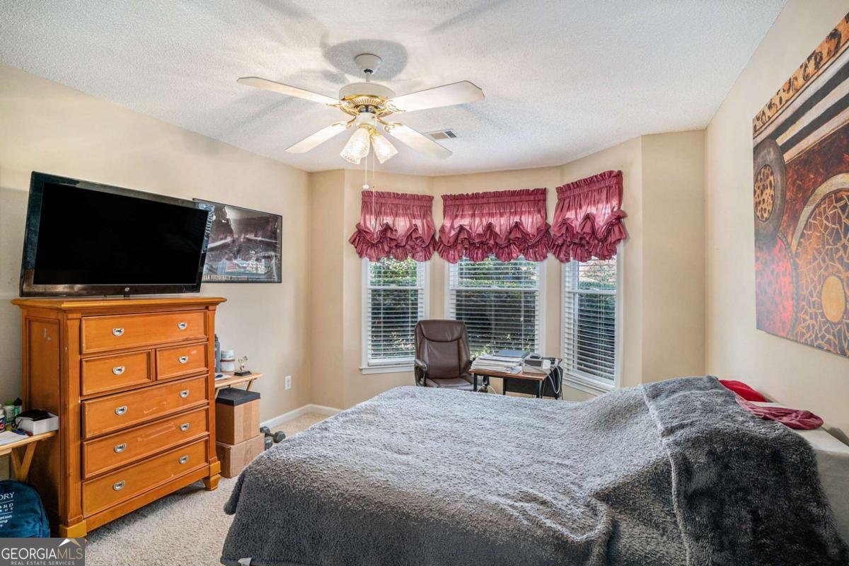 40 Wentworth Drive Oxford - 26