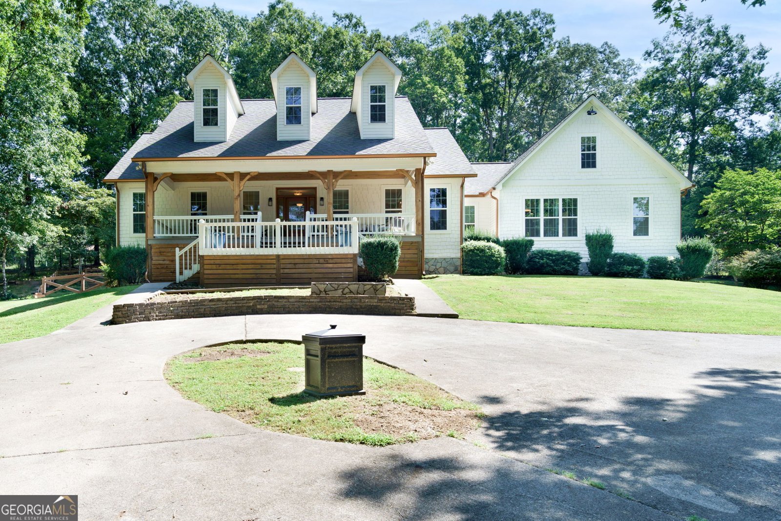 211 Oakcrest Drive Epworth - 1