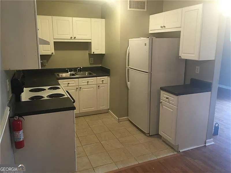 3595 Woodbriar Circle Tucker - 6