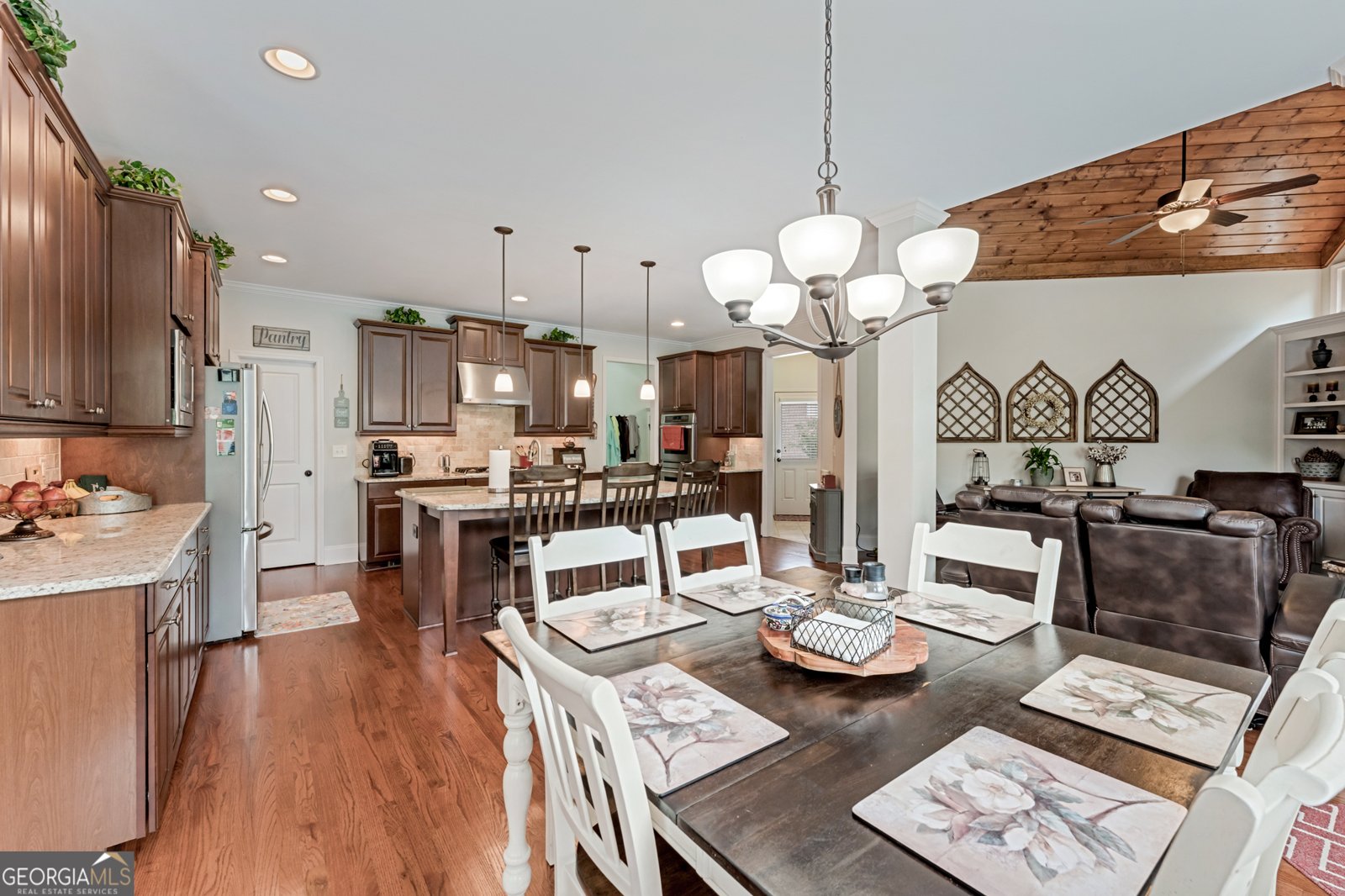 6435 Lakeaires Drive Cumming - 15
