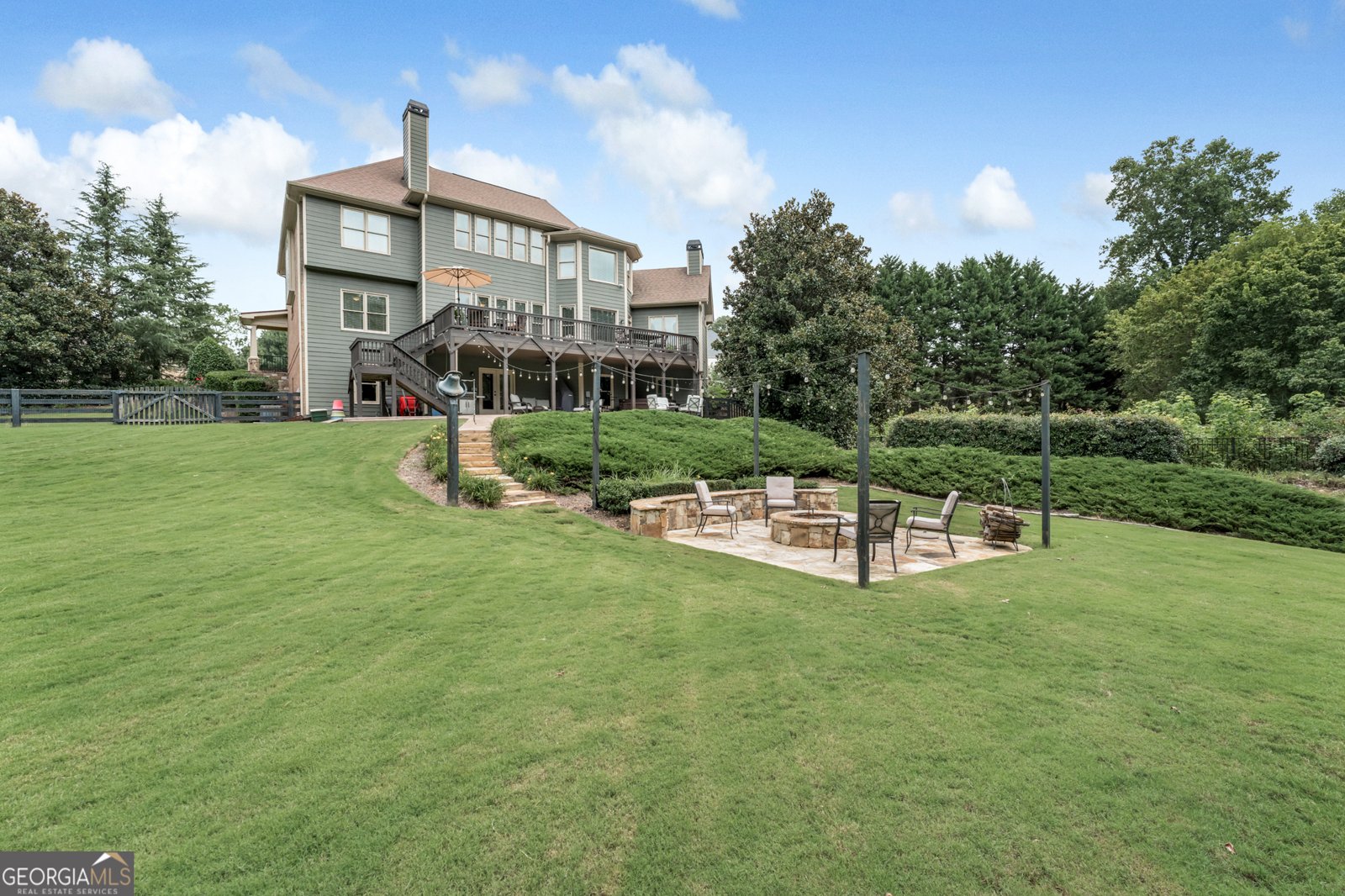 6435 Lakeaires Drive Cumming - 53
