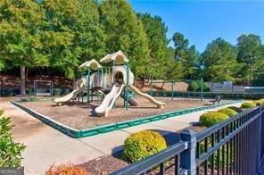 6435 Lakeaires Drive Cumming - 72