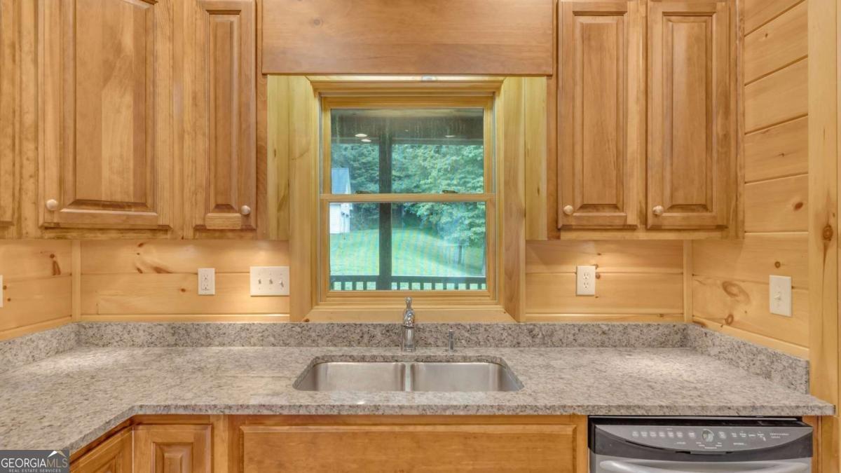 661 Toccoa River Forest Lane Mineral Bluff - 16
