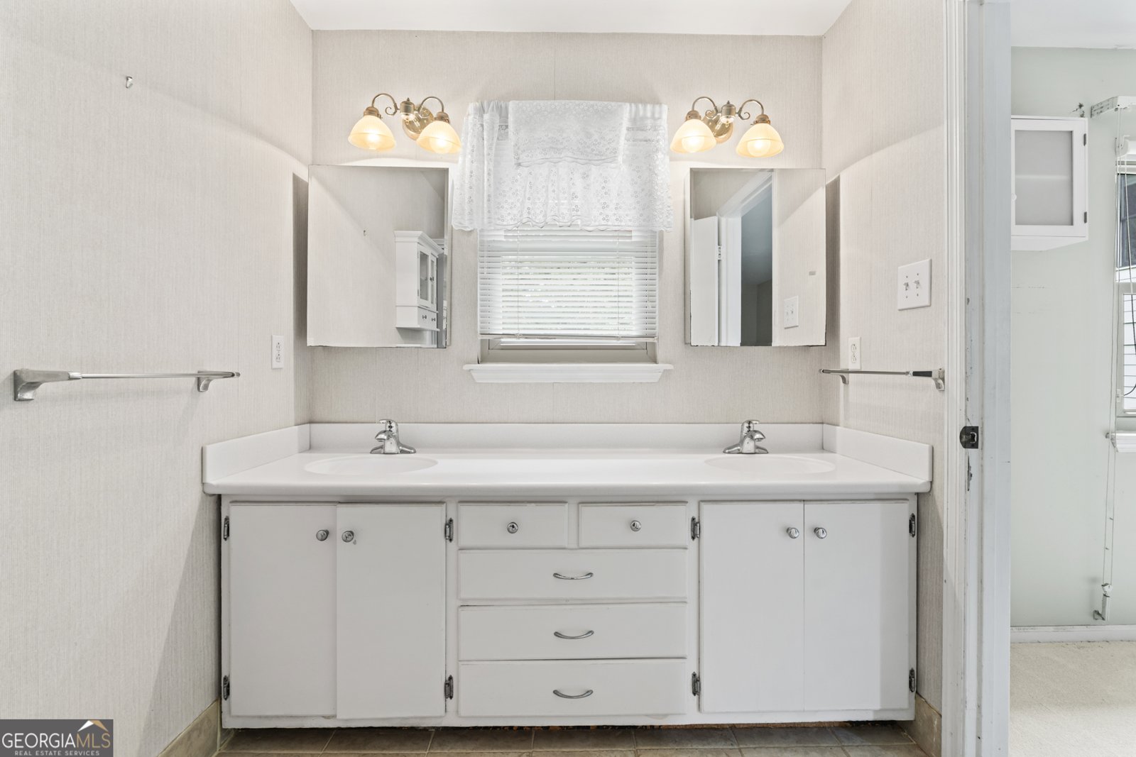 437 Eastland Drive Decatur - 27