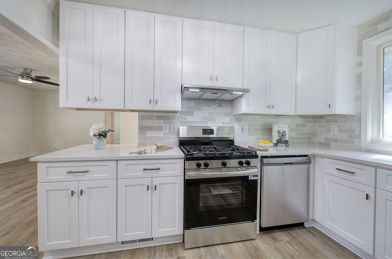 4749 COX Acworth - 21