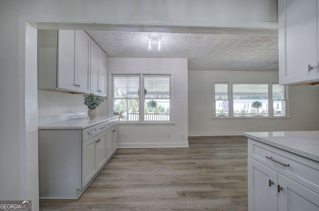 4749 COX Acworth - 43