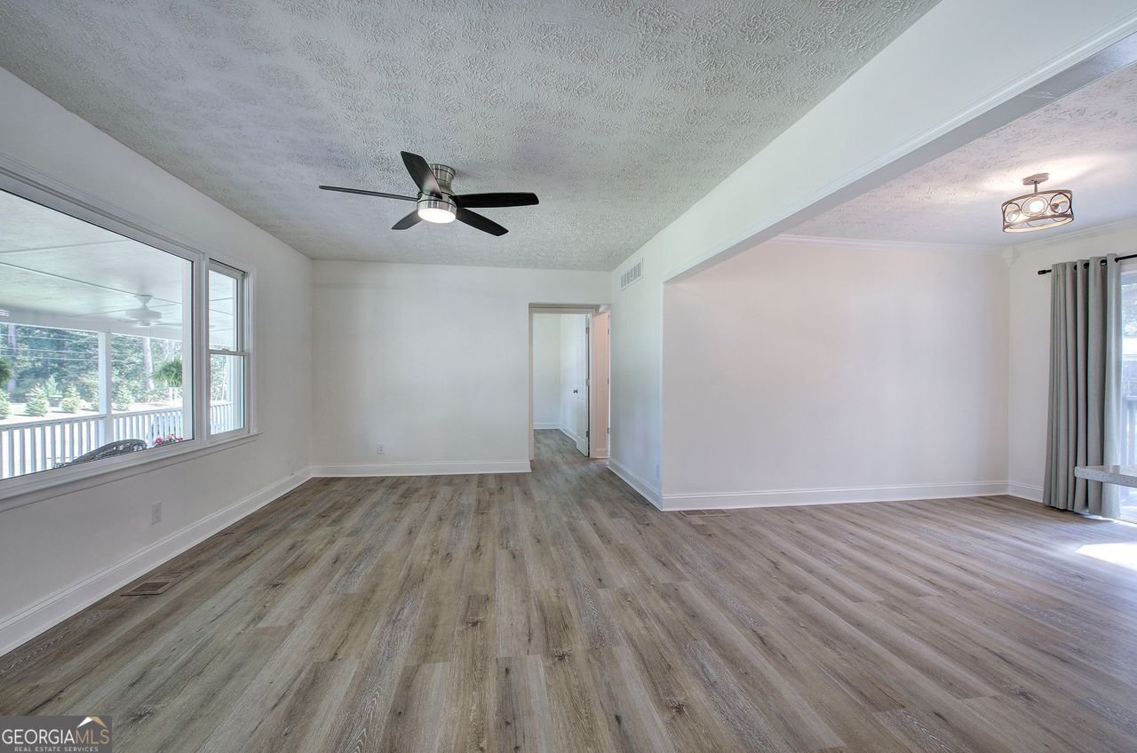 4749 COX Acworth - 5