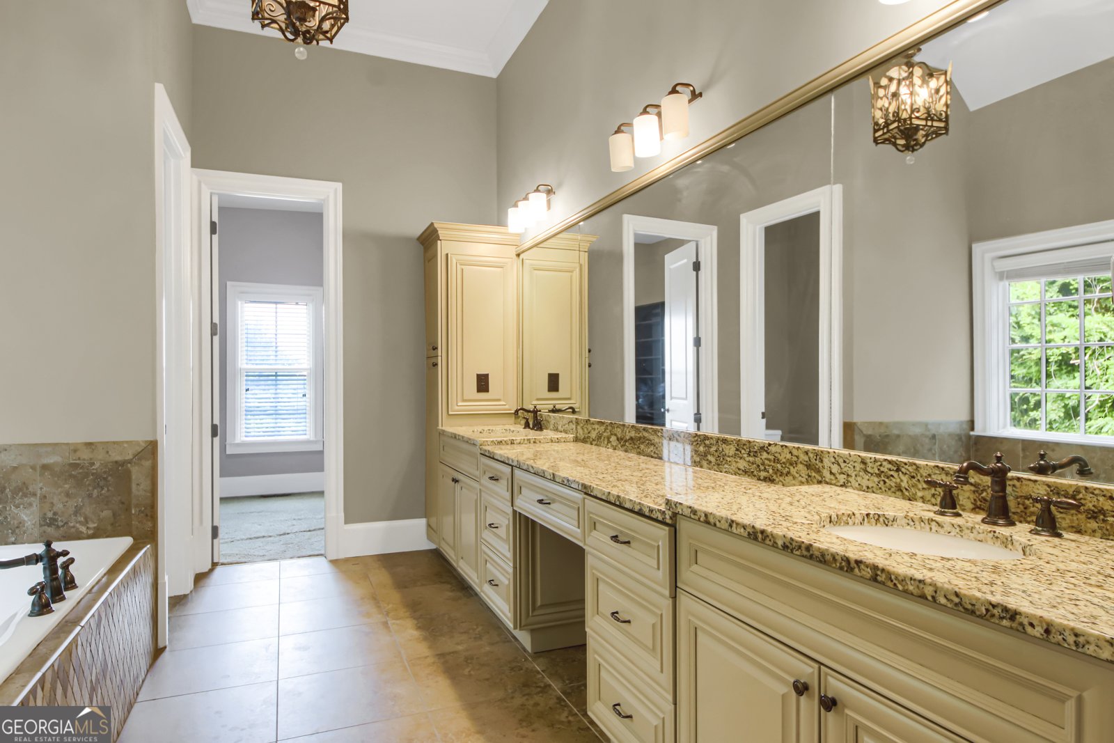 1049 Highland Village Trail Mableton - 36