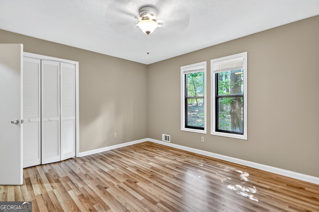 292 Hill Crest Circle Woodstock - 17