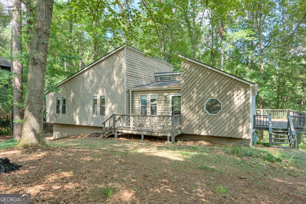 292 Hill Crest Circle Woodstock - 2