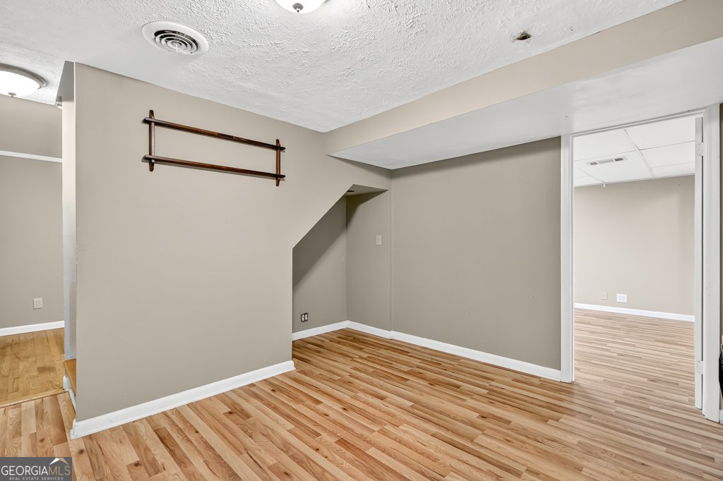 292 Hill Crest Circle Woodstock - 25