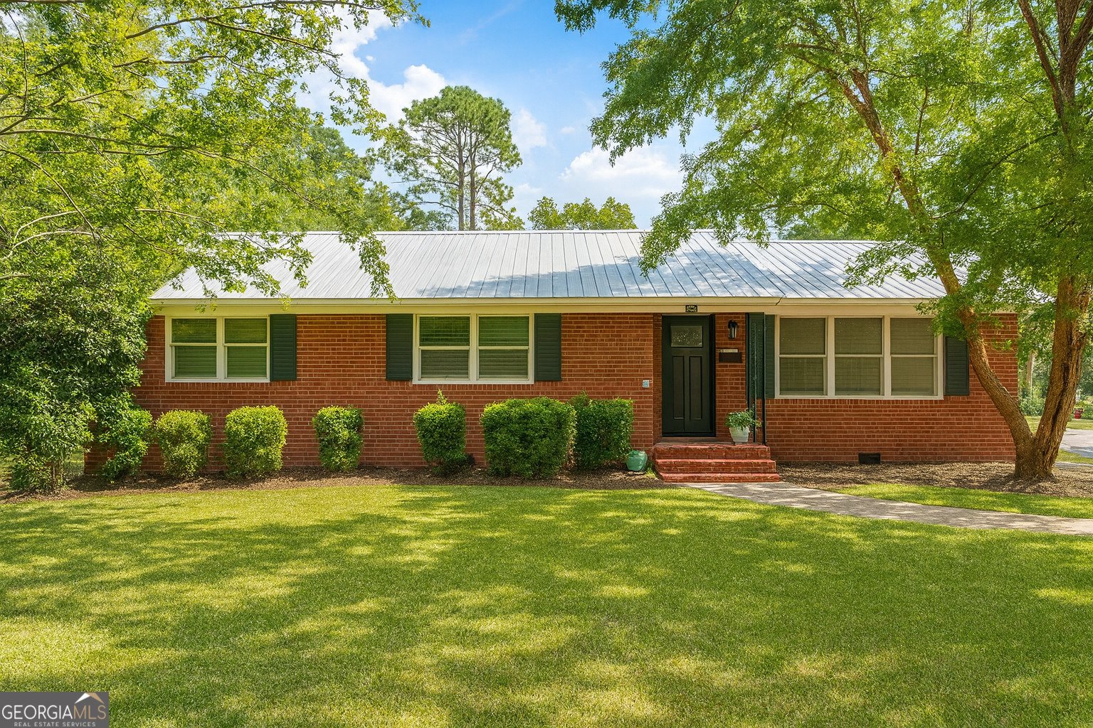 1011 Cherokee Circle Waycross - 1