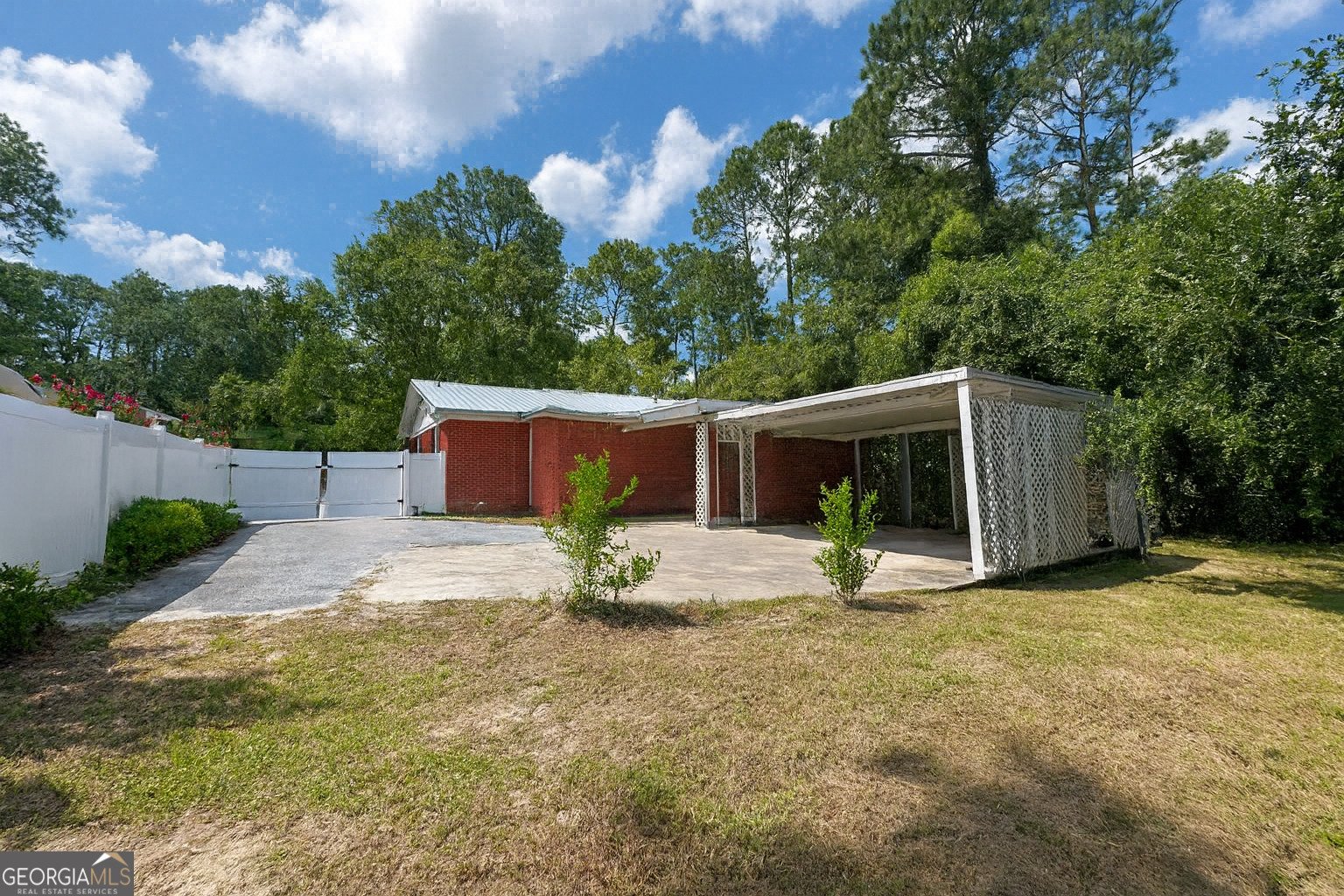 1011 Cherokee Circle Waycross - 14