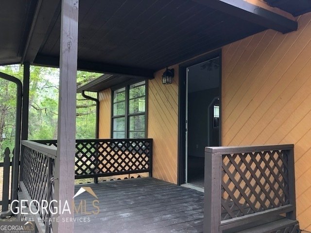 111 On Golden Pond Lane Clarkesville - 17