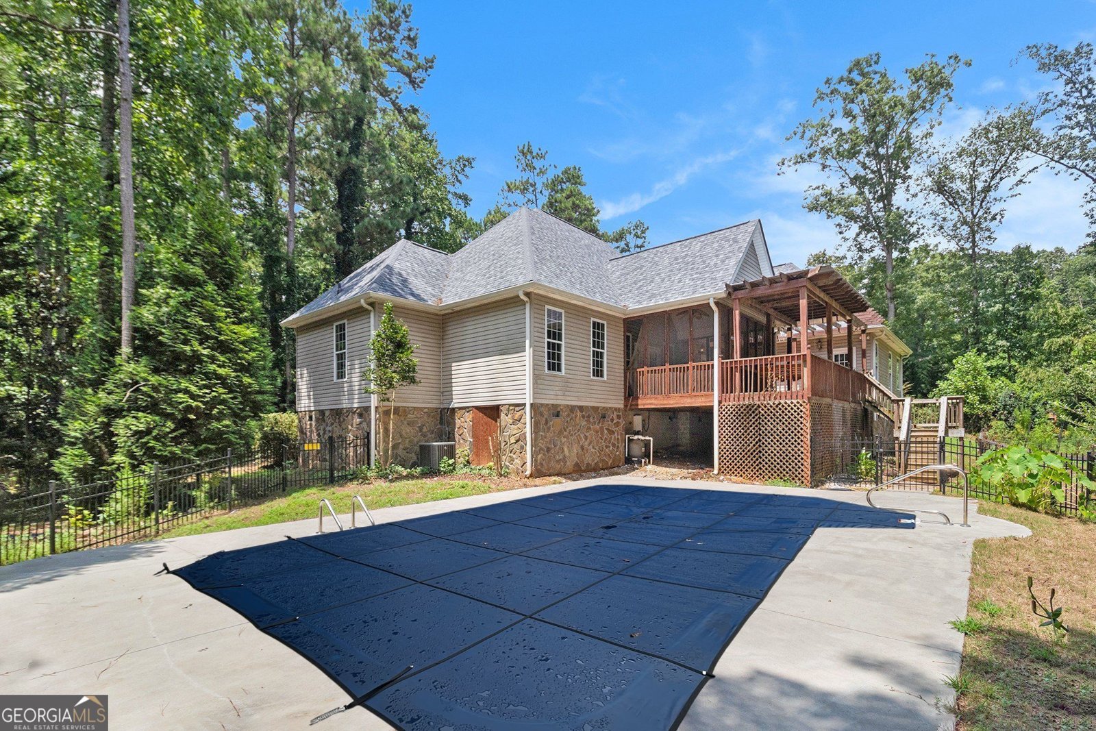 5024 Greenwood Drive Douglasville - 24
