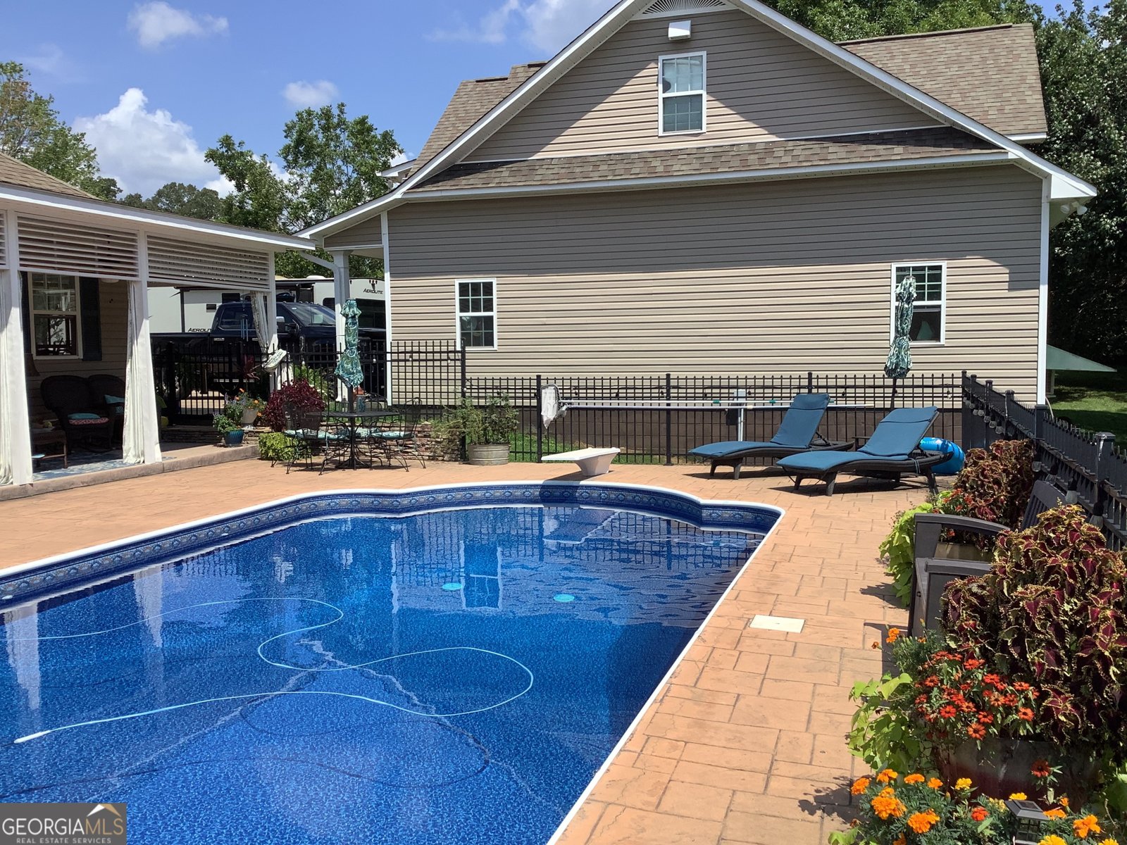 1429 Fairway Drive Roanoke - 1