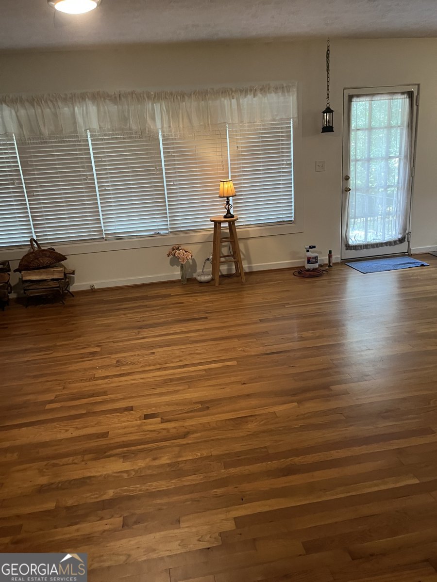514 Farris Boulevard Manchester - 15