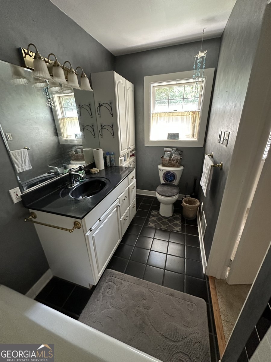 514 Farris Boulevard Manchester - 23