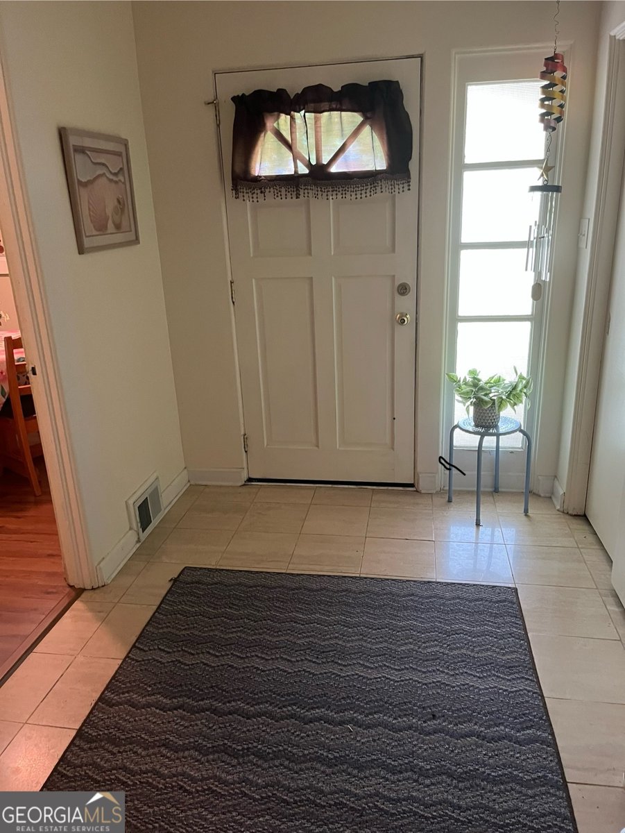 514 Farris Boulevard Manchester - 3