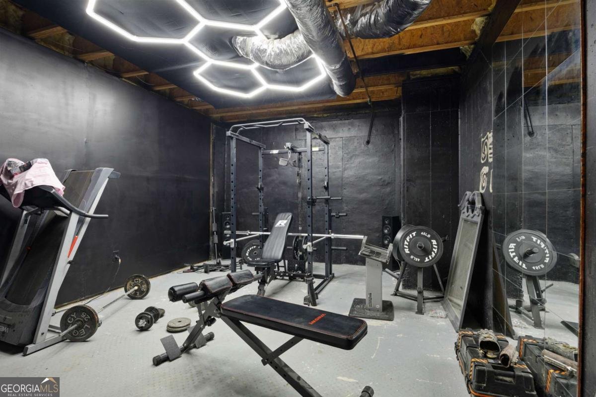 373 Homestead Drive Dallas - 23