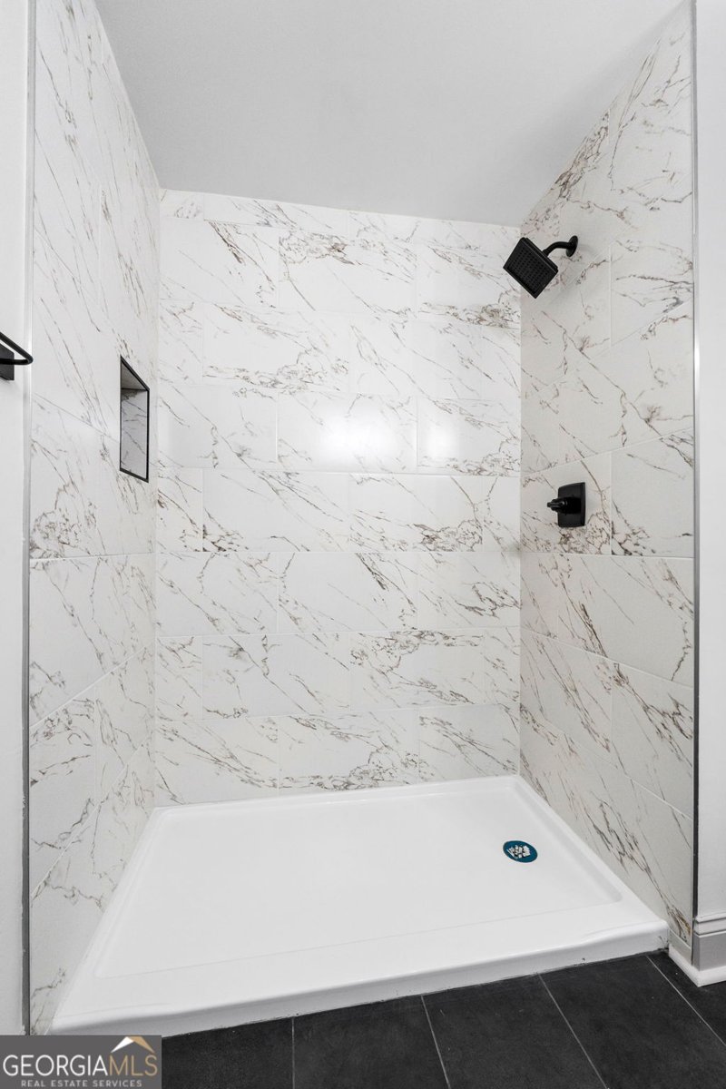 347 Ww Carr Avenue Jackson - 2