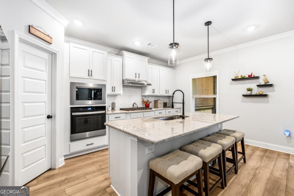 6129 Black Pear Lane Gainesville - 24